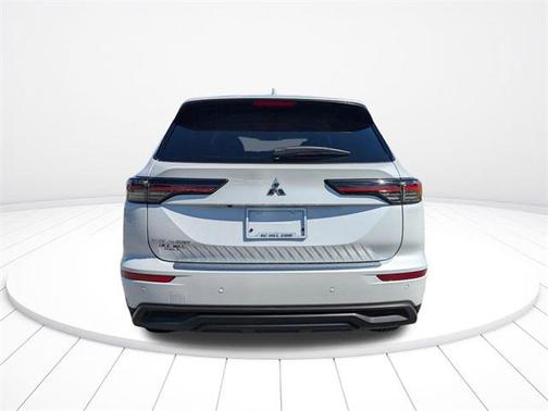 2025 Mitsubishi Outlander ES 2.5 2WD