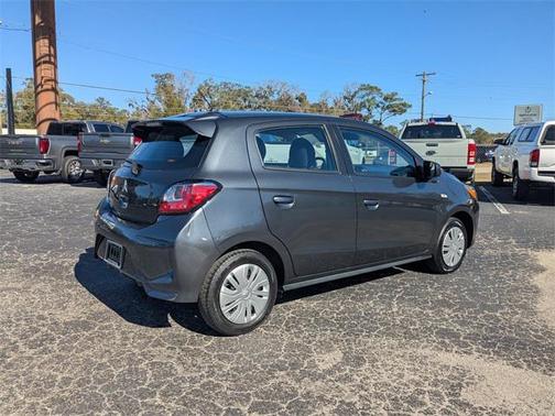 2024 Mitsubishi Mirage ES