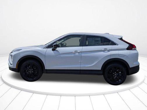 White Diamond 2026 Mitsubishi Eclipse Cross LE