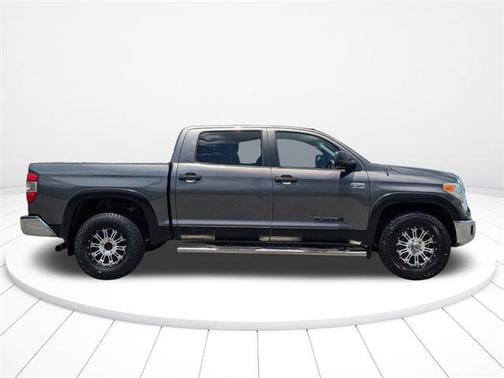 2014 Toyota Tundra SR5