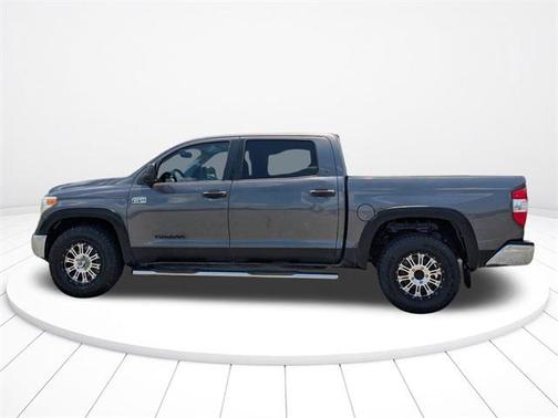 2014 Toyota Tundra SR5