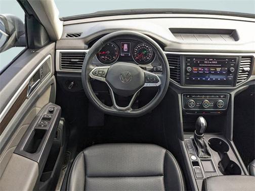 2021 Volkswagen Atlas 3.6L SE w/Technology