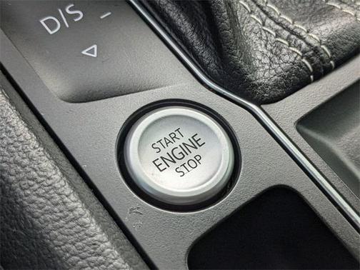 2021 Volkswagen Atlas 3.6L SE w/Technology