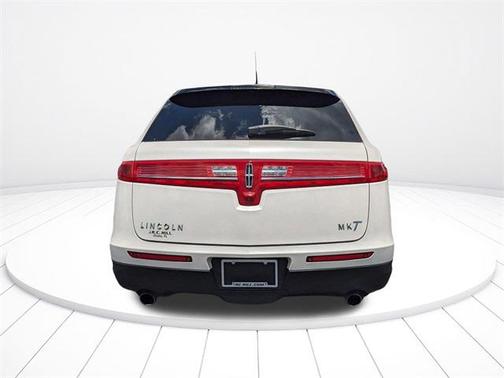2019 Lincoln MKT Standard