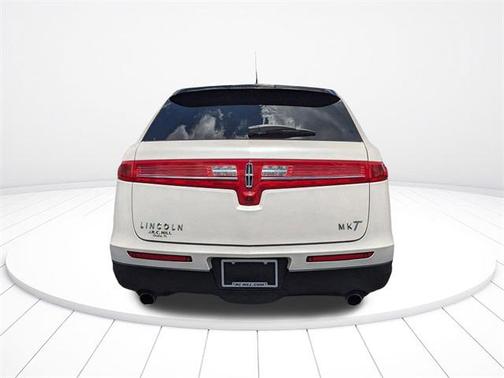 2019 Lincoln MKT Standard