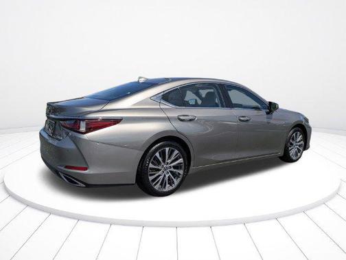 Atomic Silver 2021 Lexus ES 350 Base
