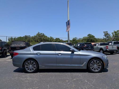 Bluestone Metallic 2017 BMW 530 xDrive