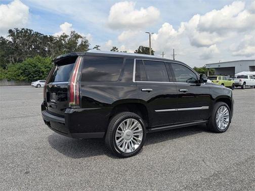 2020 Cadillac Escalade Platinum