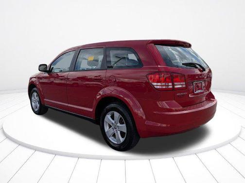 Bright Red Clearcoat 2013 Dodge Journey SE