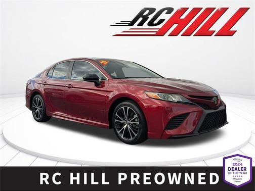 2018 Toyota Camry SE