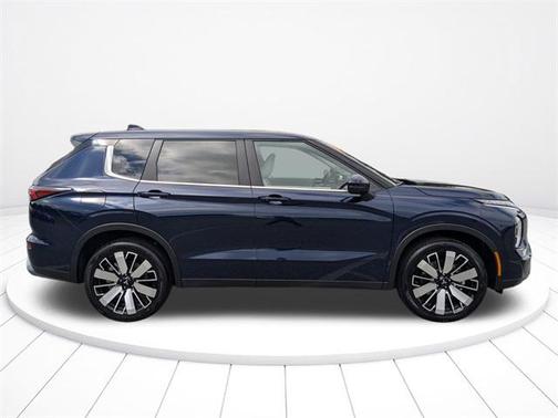 2025 Mitsubishi Outlander SE 2.5 2WD
