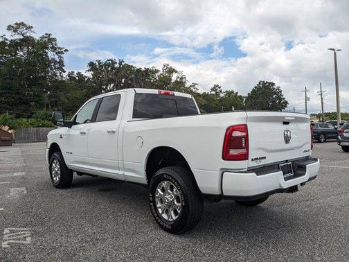 2024 RAM 2500 Laramie Crew Cab 4x4 6'4' Box