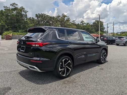 2024 Mitsubishi Outlander SE 2.5 S-AWC
