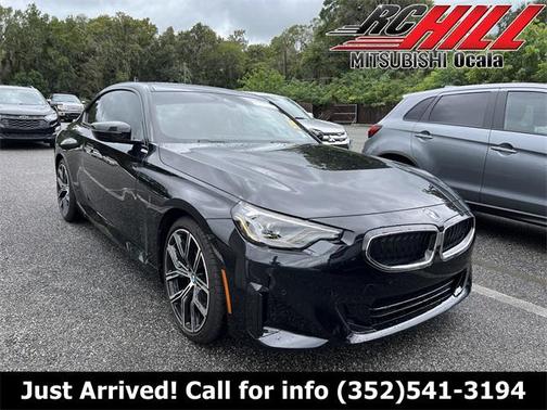 2023 BMW 230 i