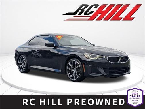 2023 BMW 230 i