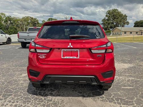 Red Diamond 2025 Mitsubishi Outlander Sport 2.0 LE