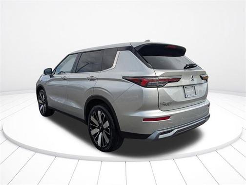 2025 Mitsubishi Outlander SE 2.5 2WD