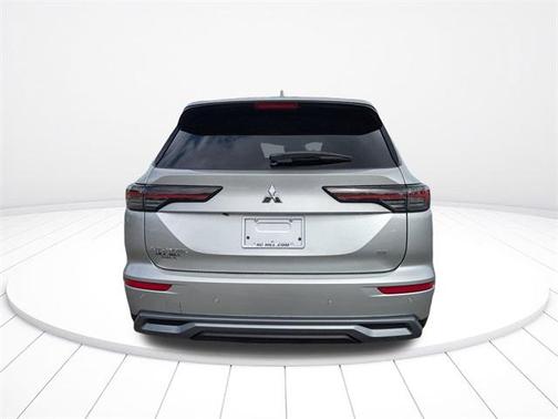 2025 Mitsubishi Outlander SE 2.5 2WD