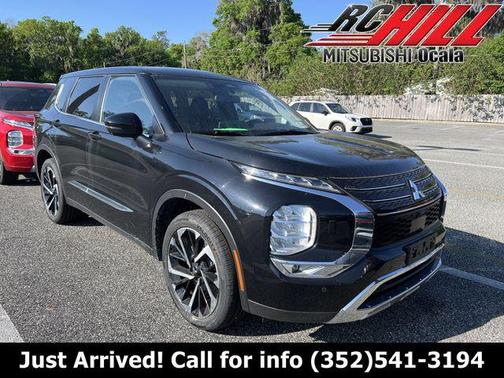 2022 Mitsubishi Outlander SE