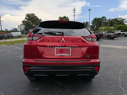 Red Diamond 2022 Mitsubishi Eclipse Cross LE