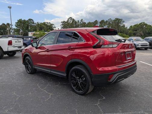 Red Diamond 2022 Mitsubishi Eclipse Cross LE