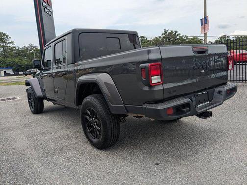 2022 Jeep Gladiator Altitude 4x4