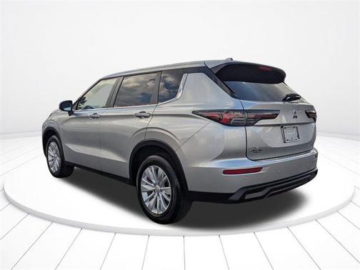 2026 Mitsubishi Outlander ES 2.5 2WD