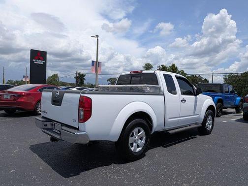 Avalanche 2012 Nissan Frontier SV