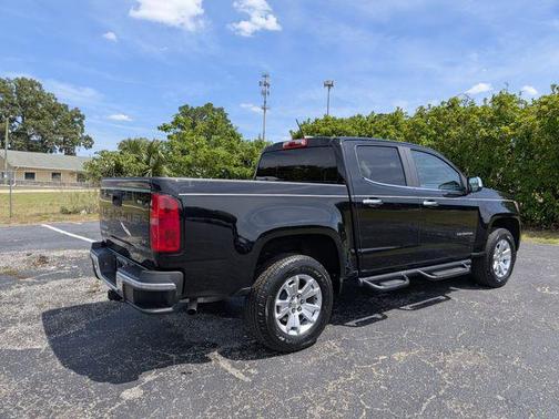 Black 2022 Chevrolet Colorado LT