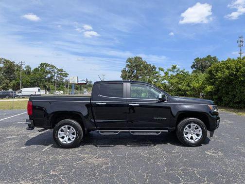 Black 2022 Chevrolet Colorado LT