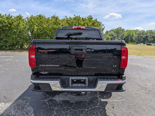 Black 2022 Chevrolet Colorado LT