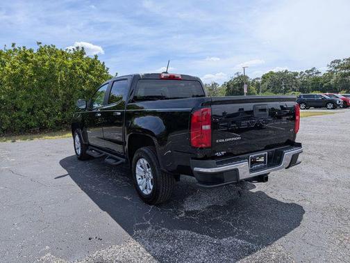 Black 2022 Chevrolet Colorado LT