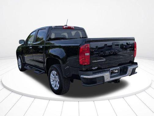 Black 2022 Chevrolet Colorado LT