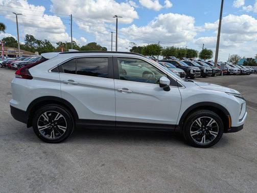 2025 Mitsubishi Eclipse Cross SE