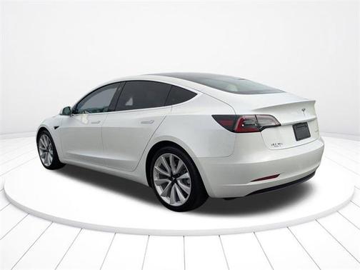 2019 Tesla Model 3 Long Range