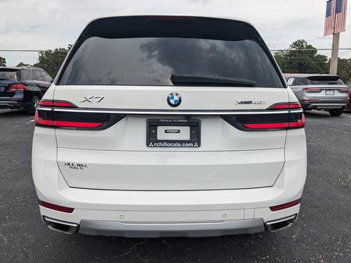 2023 BMW X7 xDrive40i