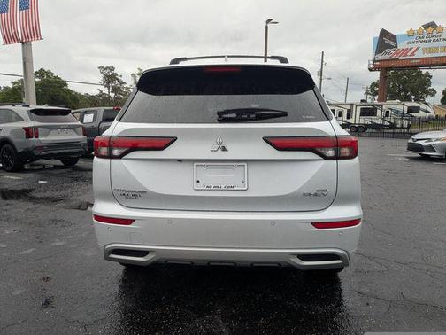 2024 Mitsubishi Outlander PHEV SEL