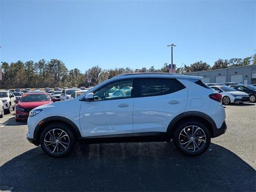 2022 Buick Encore GX Essence