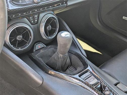 2021 Chevrolet Camaro 2LT