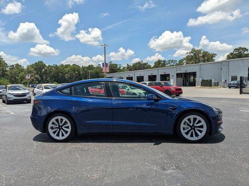 2022 Tesla Model 3 Long Range
