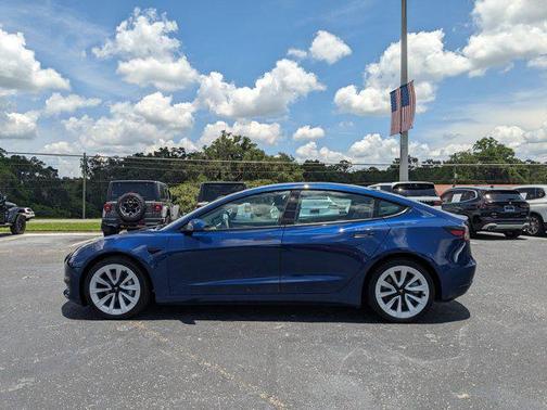 2022 Tesla Model 3 Long Range