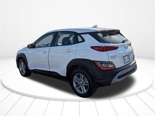 2022 Hyundai KONA SE