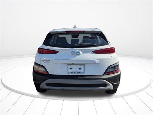2022 Hyundai KONA SE