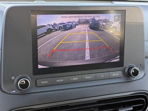 2022 Hyundai KONA SE