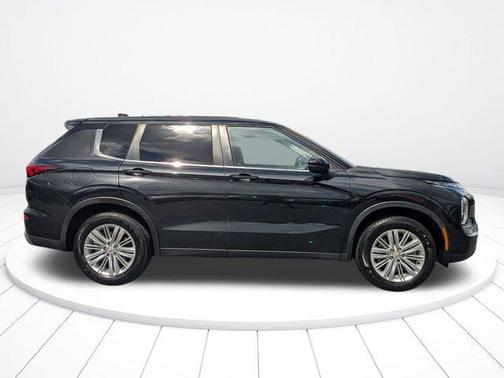 2022 Mitsubishi Outlander ES 2.5 2WD