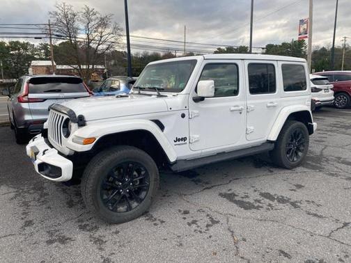 2022 Jeep Wrangler Unlimited Sahara