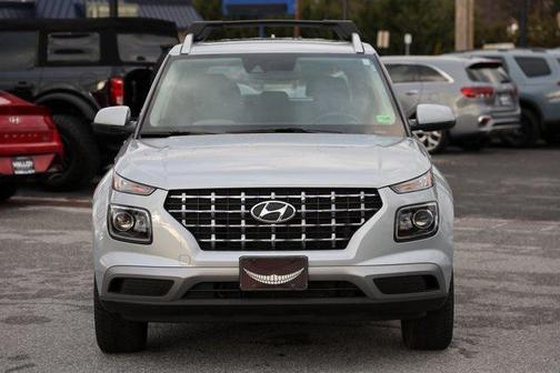 2022 Hyundai VENUE SEL