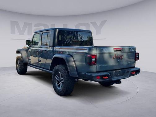 Anvil Clearcoat 2025 Jeep Gladiator Mojave 4x4