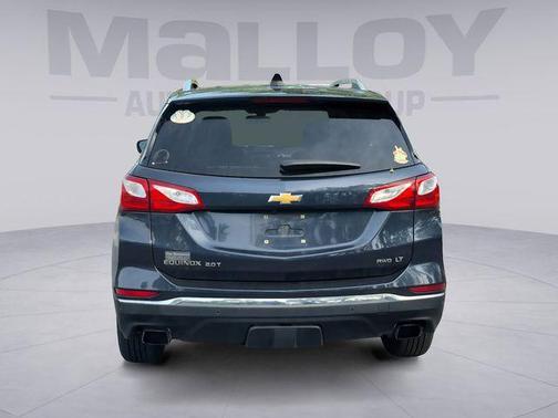Blue Metallic 2018 Chevrolet Equinox 2LT
