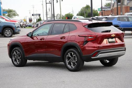2024 Chevrolet Trax LT